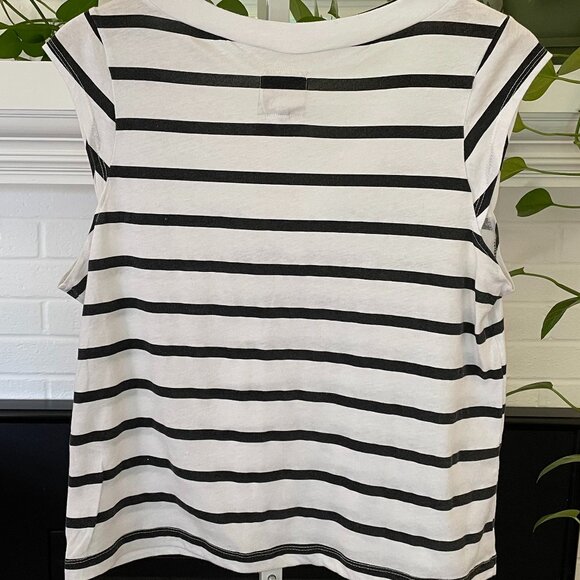 Soho V Muscle Tank - Chaser - Picture 2 of 10